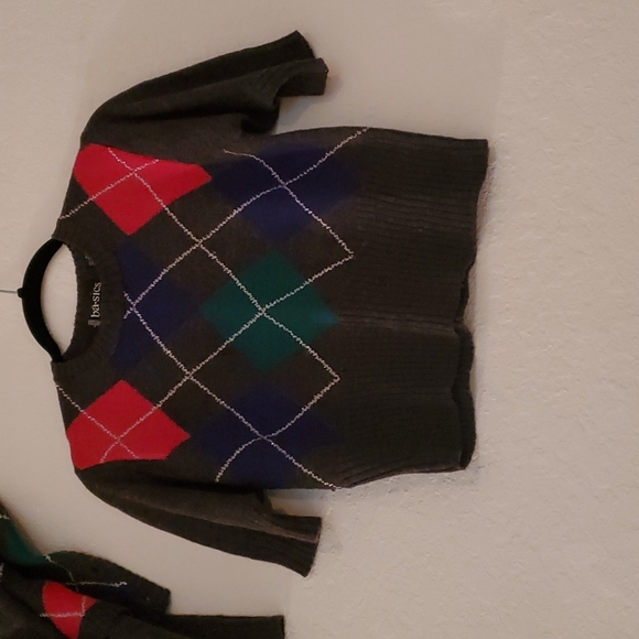 Sweater - Picture 6 of 7